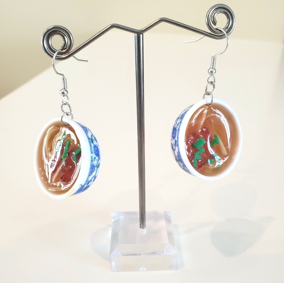 Chinese Takeout Soup Noodles Earrings Adorable 🥘❤ - Picture 2 of 6